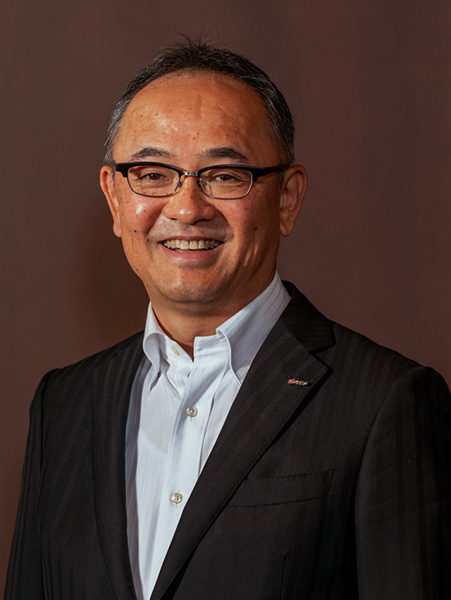 安達　雅之
